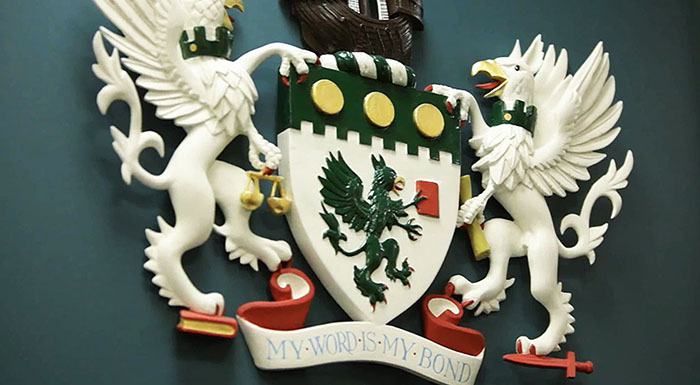 crest700f7ef422d13b668408d49ff0000211f6f